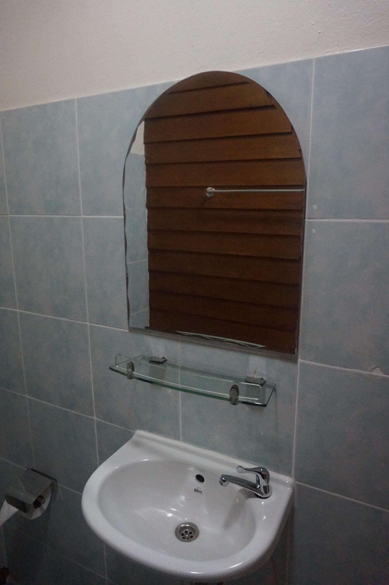 Phrasing Guesthouse Чиангмай Екстериор снимка